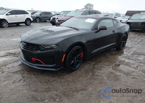 2022 Chevrolet Camaro Rwd Lt1 from USA, damaged, VIN 1G1FF1R72N0133230